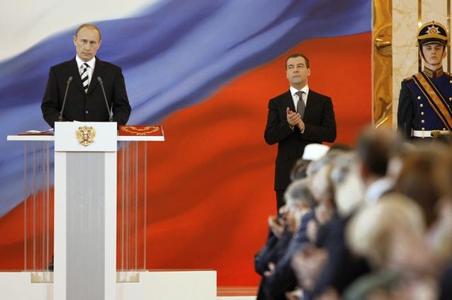 Vladimir Putin a redevenit preşedintele Rusiei, pentru un al treilea mandat. Ceremonie grandioasă, peste 3.000 de invitaţi (Video)