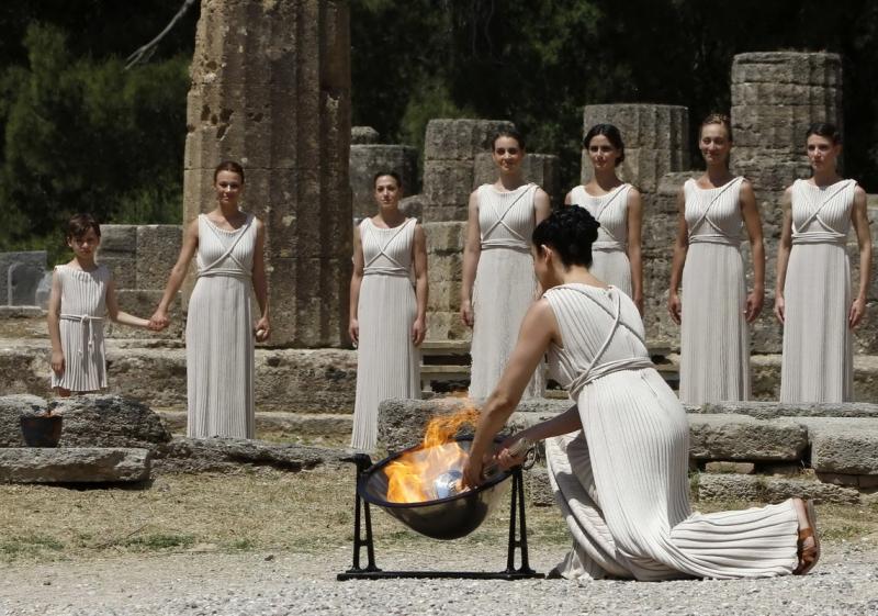 10 mai 2012. Imaginile zilei. 11778772