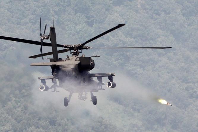 Panică în SUA: Un elicopter Apache a scăpat o rachetă de antrenament în apropierea unui oraş din Texas