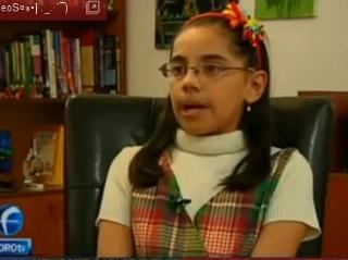 Studentă la 10 ani! Mexicanca Dafne Anaya a mers la şcoală la 6 ani şi a învăţat în patru ani cât alţii în 12 (VIDEO)