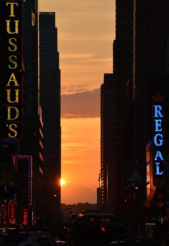 1 iunie 2012. Imaginile zilei 12784789