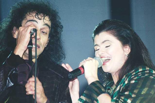 Iris şI Uriah Heep au 'tras' împreună 'Lady in Black' 12852973