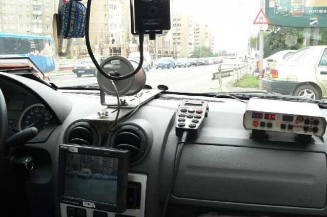 Timiş: Un şofer a fost surprins de radar cu 200 kilometri la oră între Şag şi Jebel