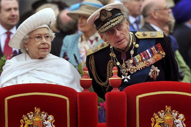 Prinţul Philip, spitalizat de urgenţă în timpul ceremoniilor prilejuite de Diamond Jubilee
