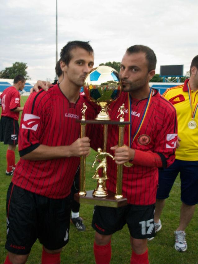 Euro 2012 s-a încheiat! România a devenit campioană europeană la fotbal! Este vorba despre Campionatul european de fotbal al personalului de penitenciare 13125422