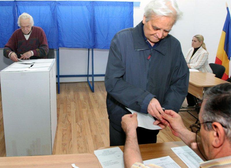 Votare întreruptă la Panciu. Un votant a primit patru buletine de vot