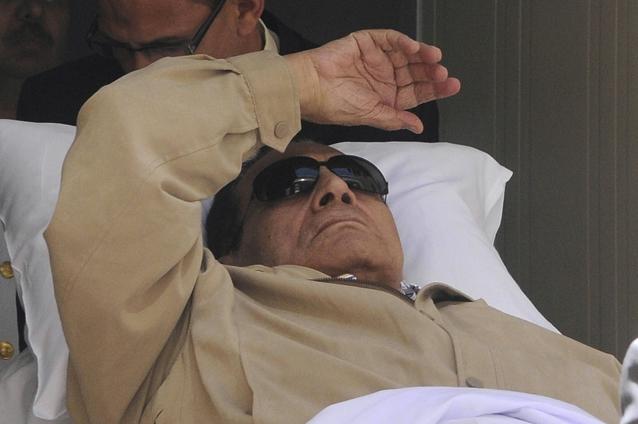 Fostului preşedinte egiptean, Hosni Mubarak, i s-a oprit inima de două ori, astăzi