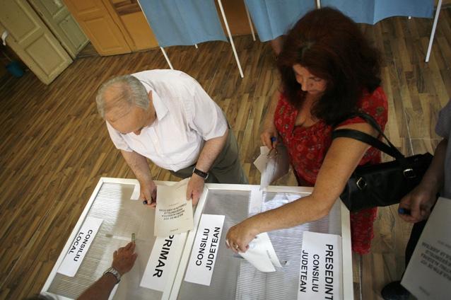 Analiştii ungari stau cu ochii pe anul electoral românesc: "Un vot care a exprimat nemulţumirea”