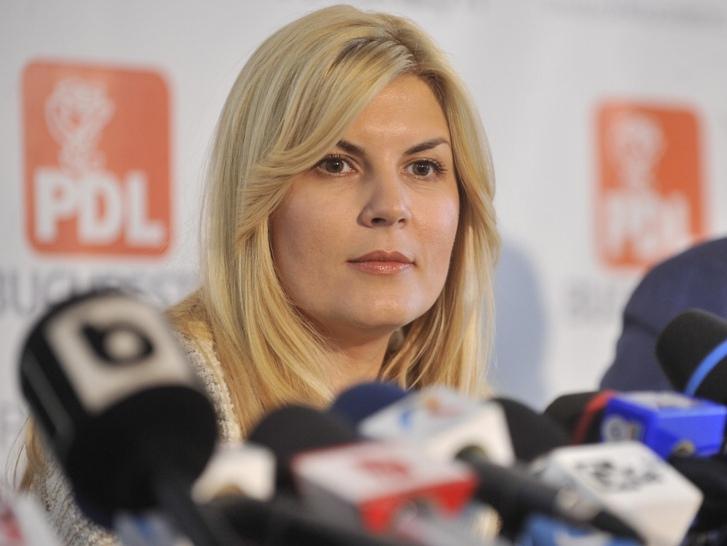 Elena Udrea asigură şefia PDL Bucureşti până la validarea consilierilor locali şi generali