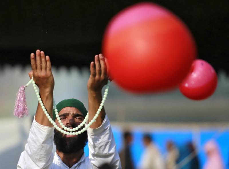 19 iunie 2012. Imaginile zilei 13604482