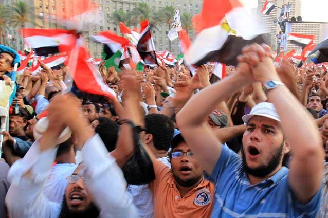 Explozie de bucurie în Piaţa Tahrir din Cairo, după confirmarea victoriei candidatului Frăţiei Musulmane la Preşedinţie