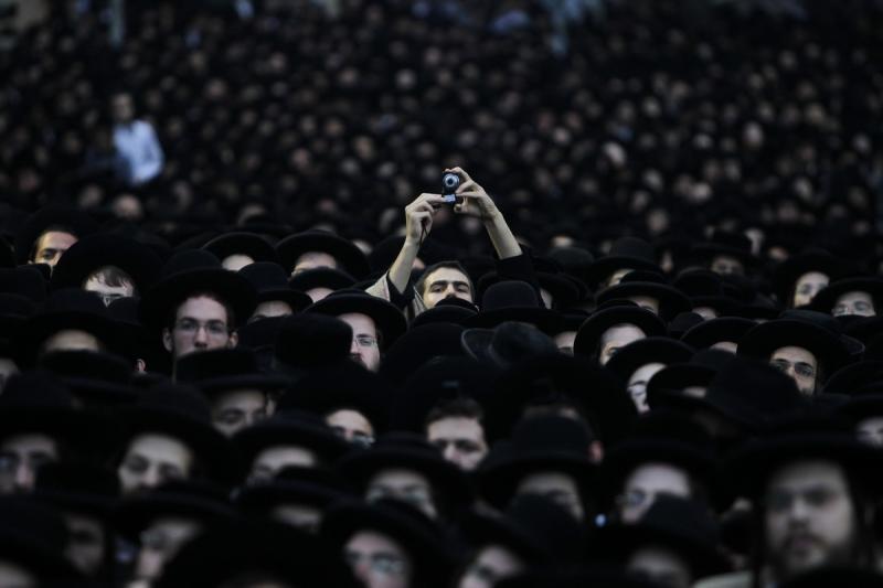 25 iunie 2012. Imaginile zilei 13832268