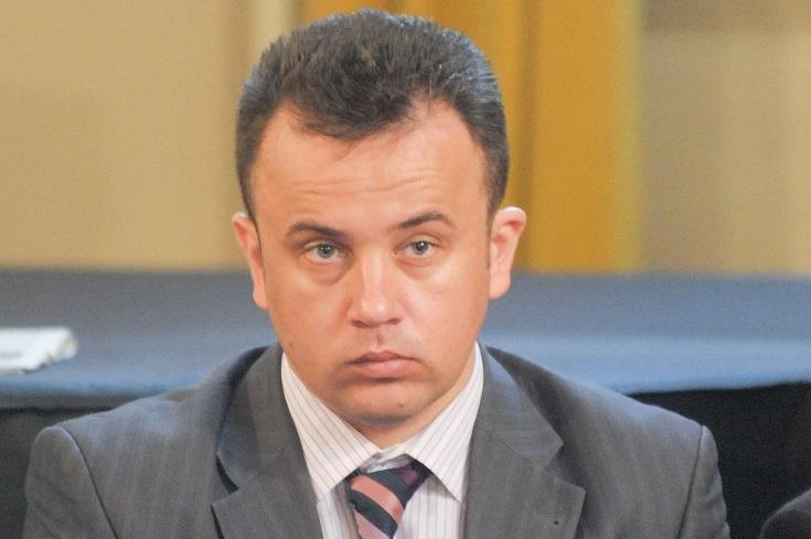 Liviu Pop, ministrul interimar al Educaţiei, verificat de ANI pentru conflict de interese