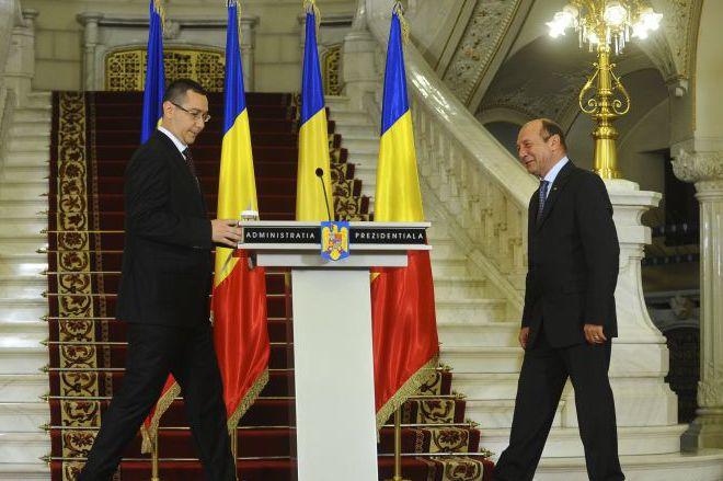 Conflictul Ponta-Băsescu, în presa internaţională: Românii s-au săturat de ciorovăiala politicienilor