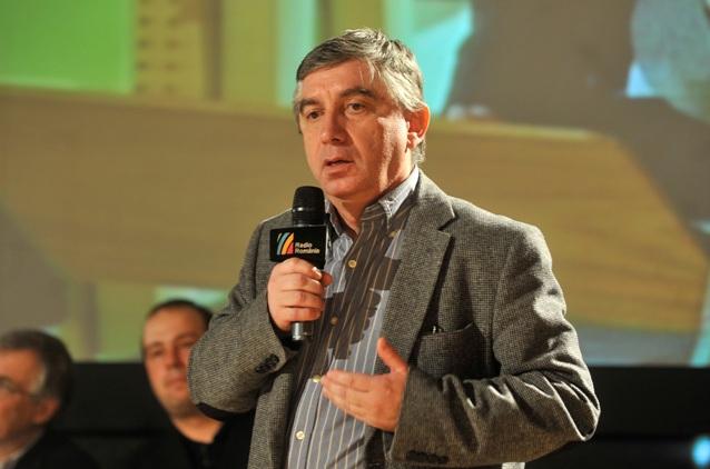 În ultima zi de şefie la TVR, Lăzescu a dat cu măriri de salarii, "ca să nu plece oamenii"