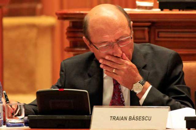 Sondaj IMAS pentru Europa FM: Traian Băsescu, demis la referendum
