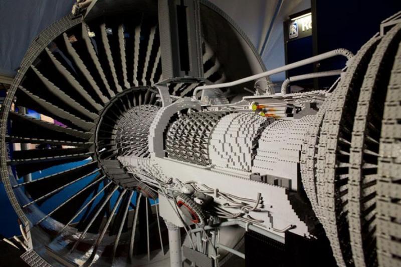 Rolls-Royce a prezentat un nou motor... din LEGO