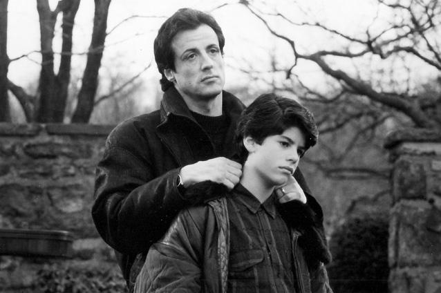 Sylvester Stallone imploră presa să nu mai speculeze moartea fiului său