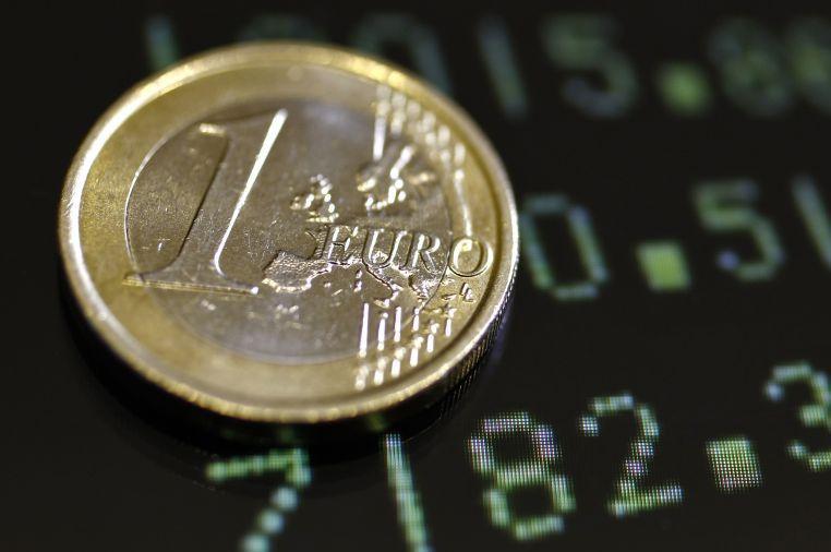 Un nou MAXIM ISTORIC pentru euro. Moneda europeană, cotată la 4,5571lei