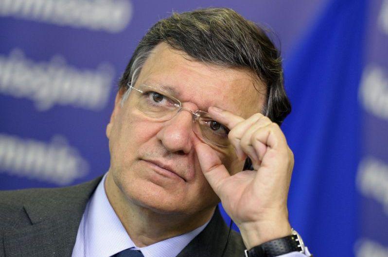 Barroso: România a făcut un pas înapoi de pe buza prăpastiei, dar nu a ajuns la finalul acestui proces. Vezi raportul MCV
