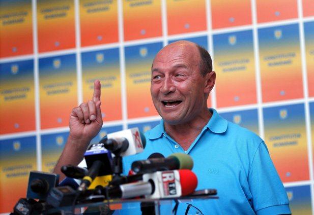 Nepszabadsag:”Băsescu a păcălit-o pe Merkel”