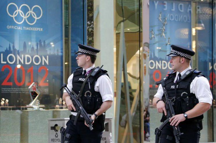 Alertă maximă în Marea Britanie! Unul dintre teroriştii implicaţi în atacul de la Burgas ar putea viza Olimpiada de la Londra