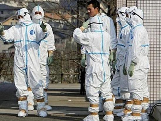 Anchetă la Fukushima: Angajaţii centralei nucleare ar fi fost obligaţi să mintă că nu sunt expuşi radiaţiilor