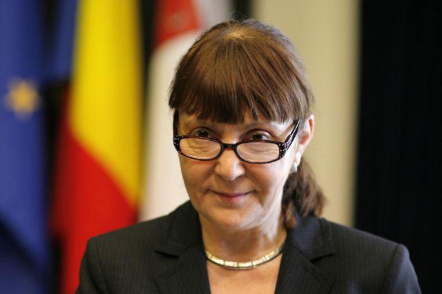 Monica Macovei îndeamnă la nesupunere civică prin mail-uri trimise de la cabinetul său de europarlamentar