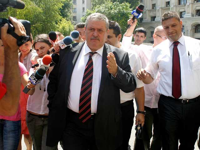Senatorul Cezar Măgureanu a fost pus sub acuzare