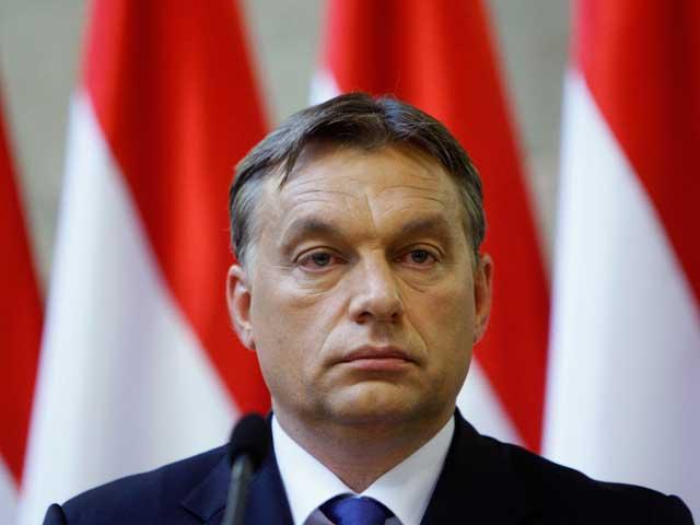 "Băsescu ar putea scăpa cu ajutorul lui Orban”, crede un cotidian ungar
