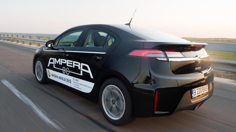Cursa TopGear: Opel Ampera versus velier - ziua 1