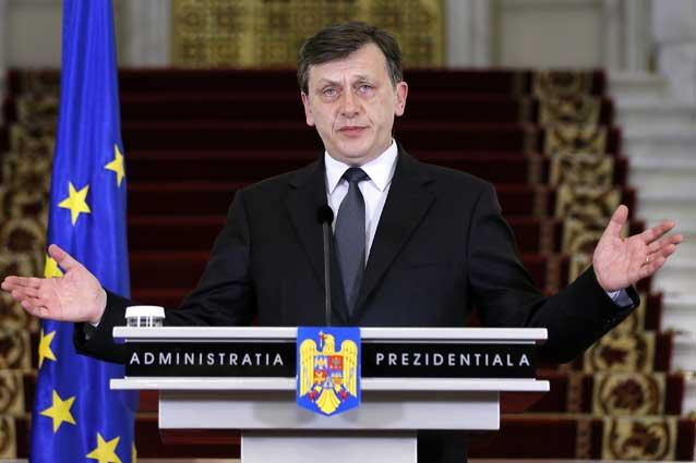 Crin Antonescu: "În fond Traian Băsescu a fost demis. În formă aşteptăm verdictul Curţii Constituţionale"