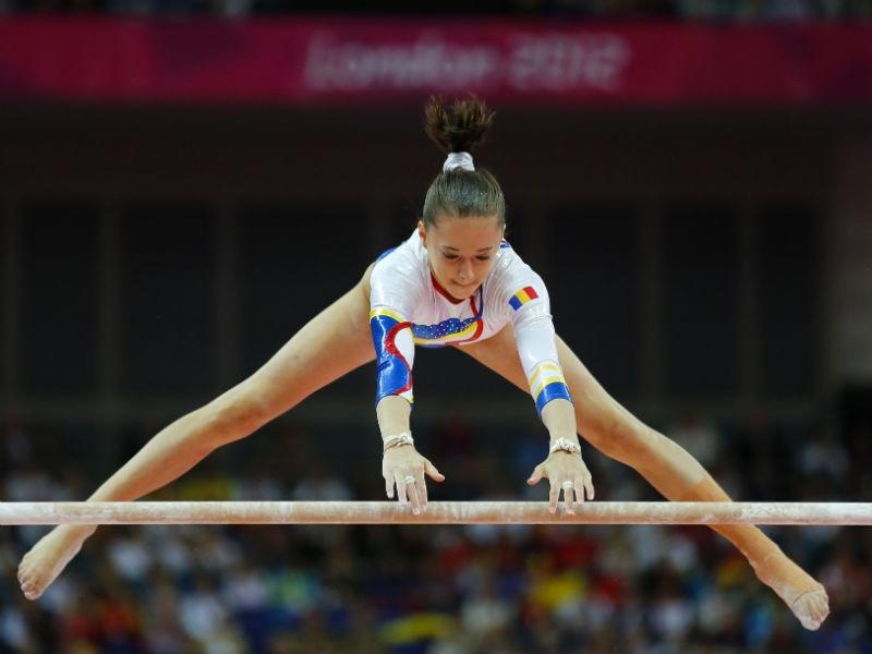 România a luat medalia de bronz în finala pe echipe la gimnastică feminină