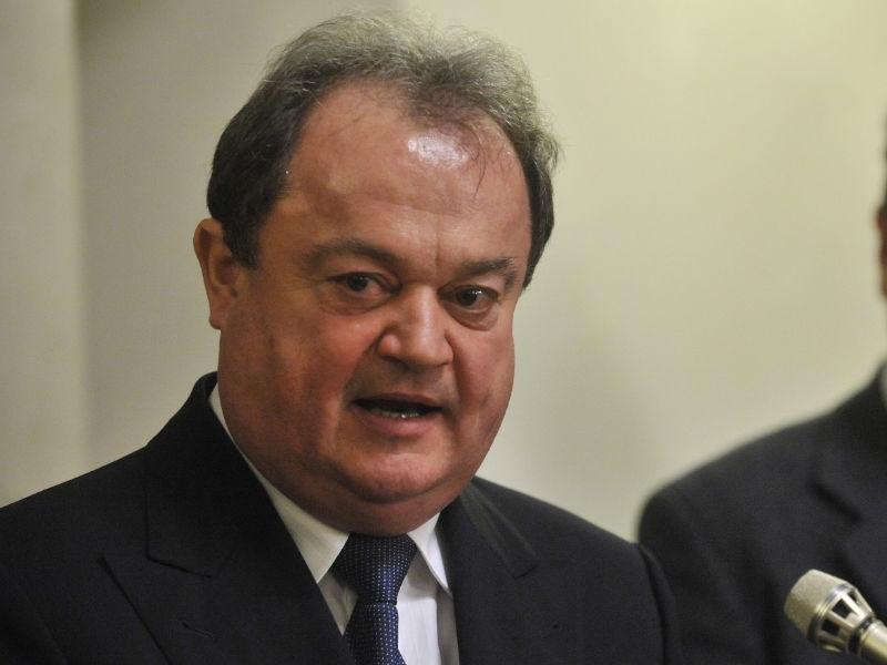 Vasile Blaga: "Se impune demisia de onoare a întregului Guvern"