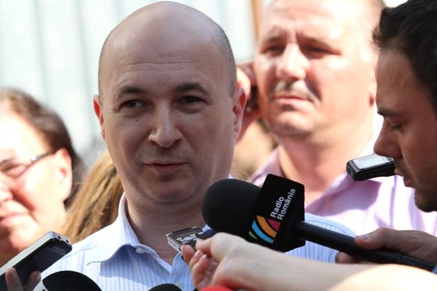 Codrin Ştefănescu (PSD): Declaraţiile PDL, menite să transmită indicaţii despre cum să acţioneze unele instituţii