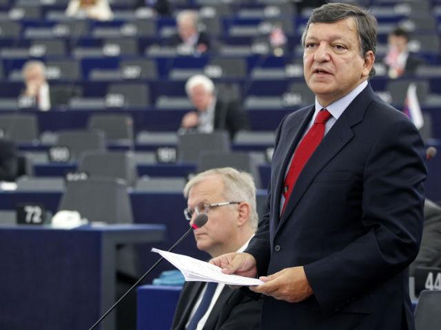 Ultimatum al Comisiei Europene: Jose Manuel Barroso cere Guvernului să trimită rapid Curţii Constituţionale listele electorale