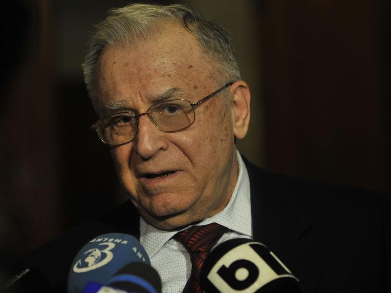 Iliescu: ”Opiniile lui Gordon,vădit influenţate de campania de dezinformare a partizanilor lui Băsescu”