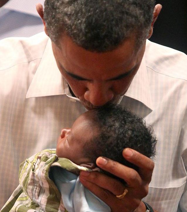 GALERIE FOTO: Barack Obama adoră bebeluşii