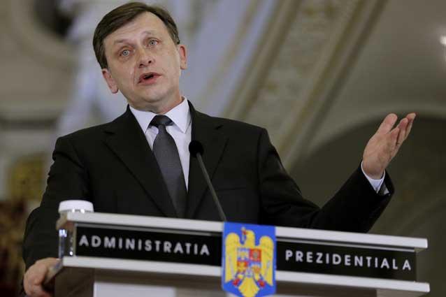 Crin Antonescu: Cred că şansele lui Băsescu de a reveni la Cotroceni sunt infime