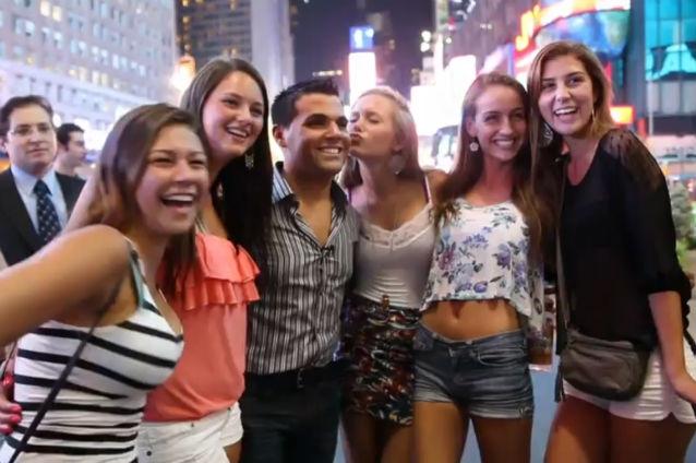 VIDEO: Un tânăr a devenit faimos în New York în câteva minute