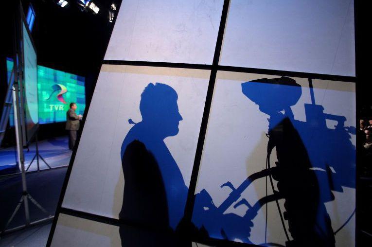 Restructurări la TVR: Televiziunea publică dă afară 980 de angajaţi