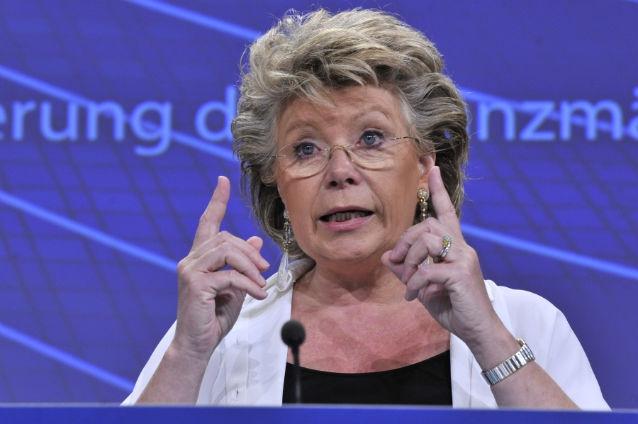 Viviane Reding: Nu aş fi surprinsă de o amânare a aderării României la Schengen
