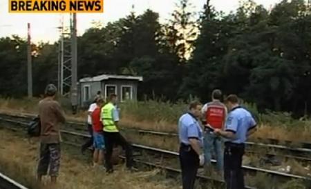Doi copii au fost loviţi de tren, în Capitală. Unul dintre ei se află în stare gravă