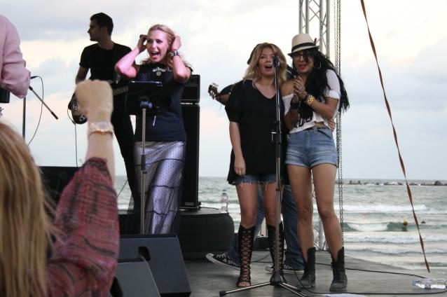 Iulia Vântur, Gina Pistol şi DJ Wanda  au cântat la închiderea sezonul de petreceri de pe litoral