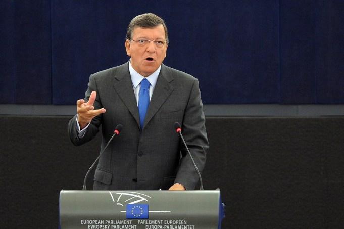 Barroso: Grecia trebuie să rămână în zona euro. În Europa suntem cu toţii în aceeaşi barcă