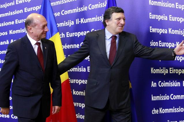 Băsescu: ”Instituţiile României au rezistat la efortul la care au fost supuse”