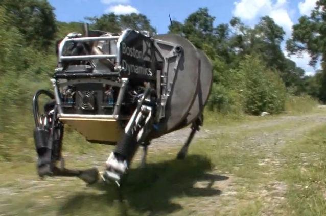 (VIDEO) Catârul robot, o nouă invenţie a Boston Dynamics, devenită hit pe YouTube