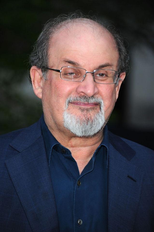 A fost mărită recompensa pentru asasinarea scriitorului Salman Rushdie
