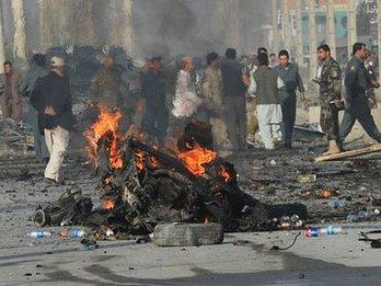 O altă reacţie la difuzarea filmului antiislam: Atentat sinucigaş în Kabul soldat cu cel puţin 12 morţi