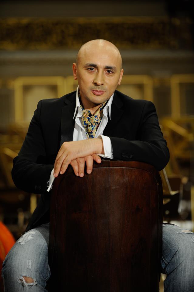 Marcel Pavel are nevoie de bani? Artistul şi fiul său vor banii lui Negru! 18081029